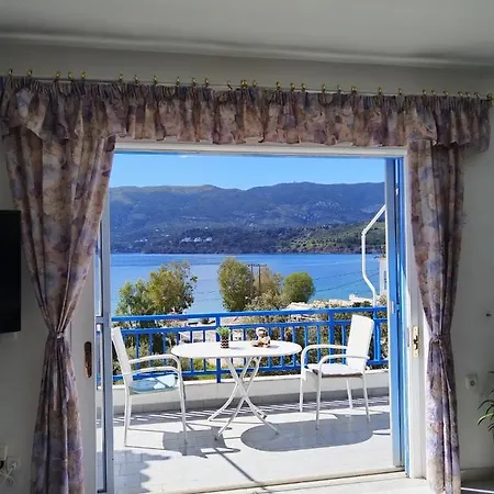 Rigos House At Askeli Beach, Poros Island Σπίτι διακοπών *